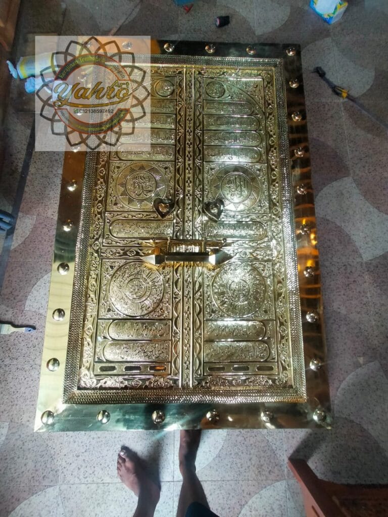 Pintu Kabah Kuningan