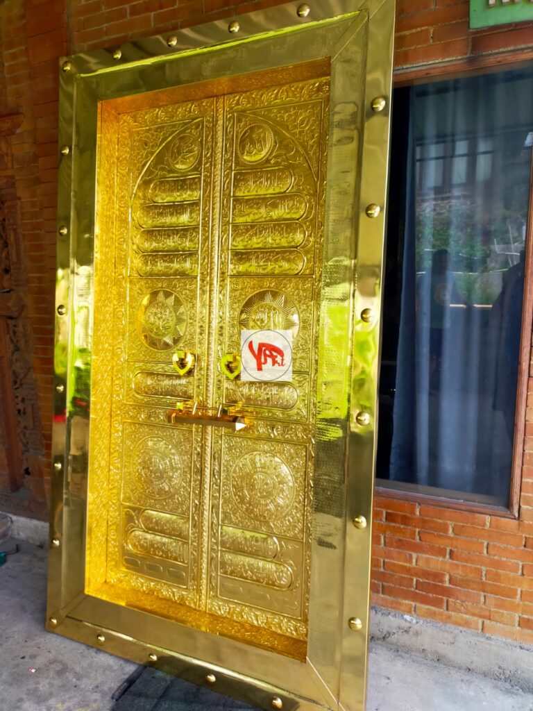 Pintu Kabah Kuningan Custom