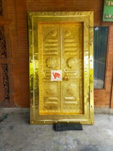 Replika Pintu Kabah