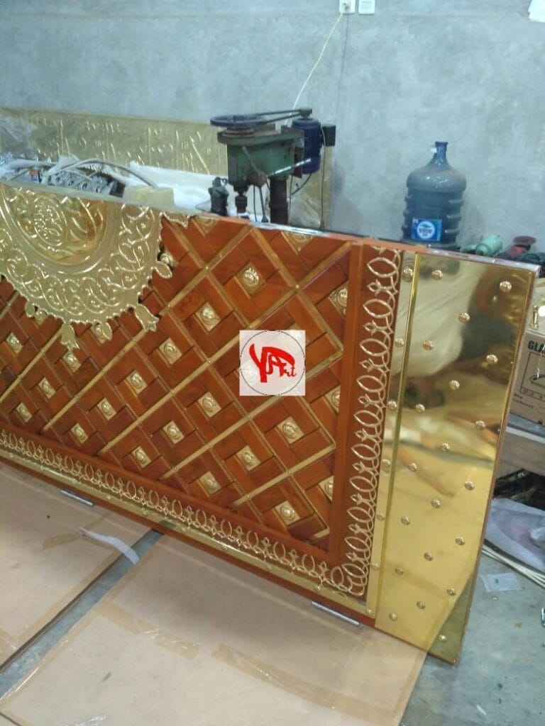 Replika Pintu Nabawi,Replika Pintu Masjid Nabawi,Pintu Masjid Nabawi,Kerajinan Pintu Nabawi Kuningan,Pintu Nabawi Kuningan Replika Pintu Nabawi