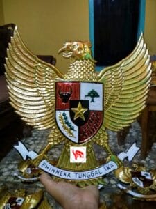 Logo Kuningan Garuda Pancasila