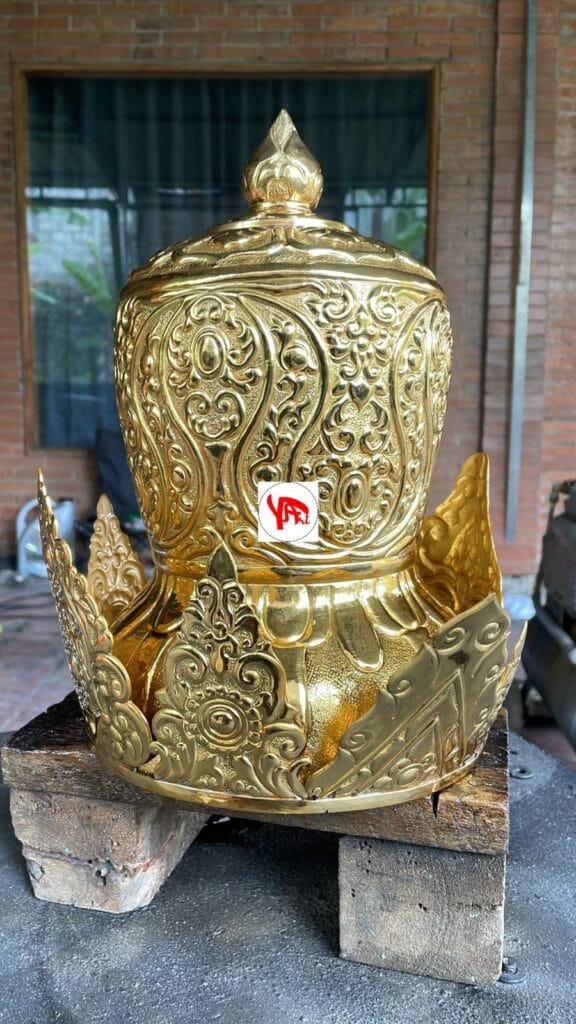 Mahkota Raja Ratu Bahan Kuningan Mahkota Raja Ratu Bahan Kuningan