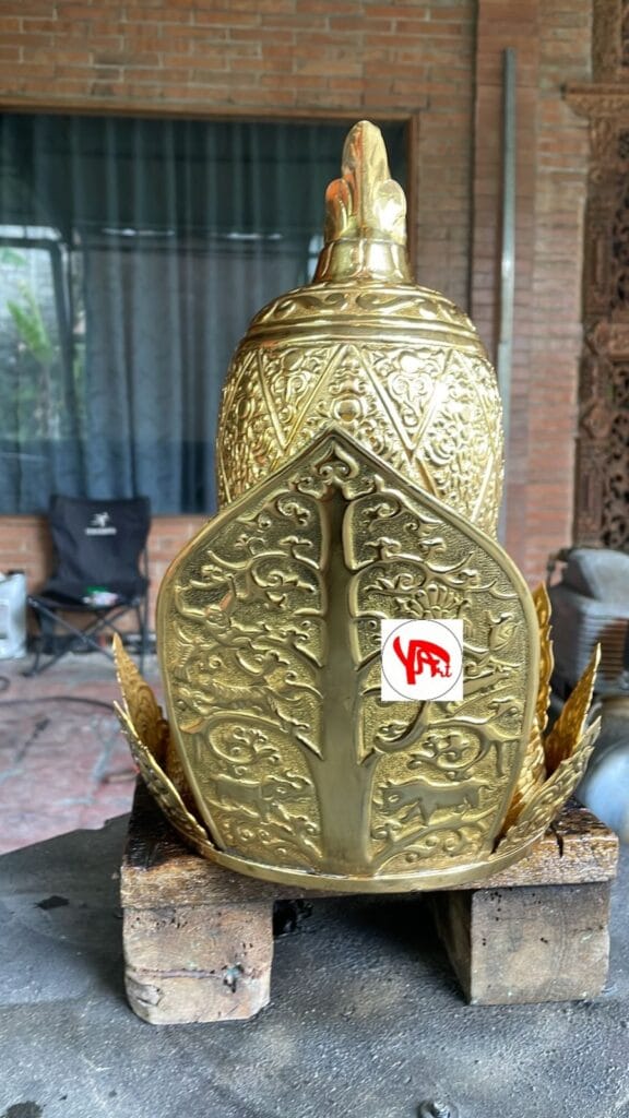 Mahkota Raja Ratu Bahan Kuningan Mahkota Raja Ratu Bahan Kuningan