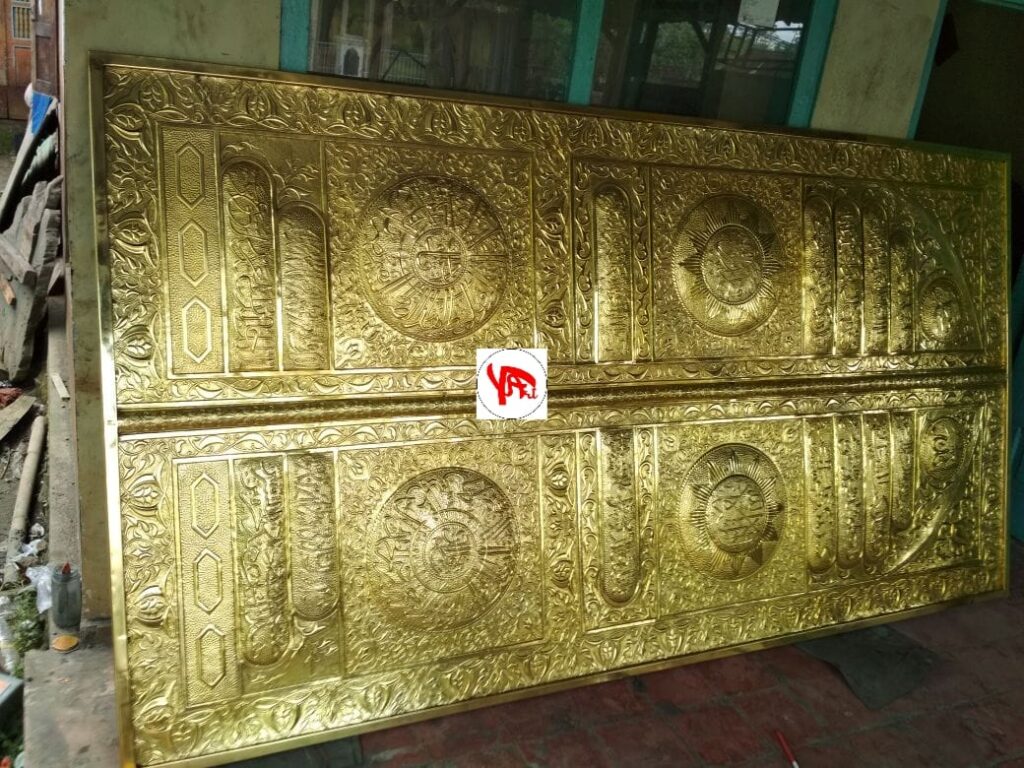 Jual Replika Pintu Kabah Kuningan Ukiran Tangan Jual Replika Pintu Kabah Kuningan Ukiran Tangan