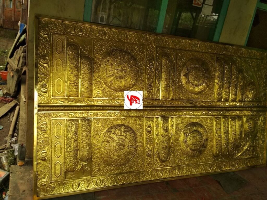 Jual Replika Pintu Kabah Kuningan Ukiran Tangan Jual Replika Pintu Kabah Kuningan Ukiran Tangan