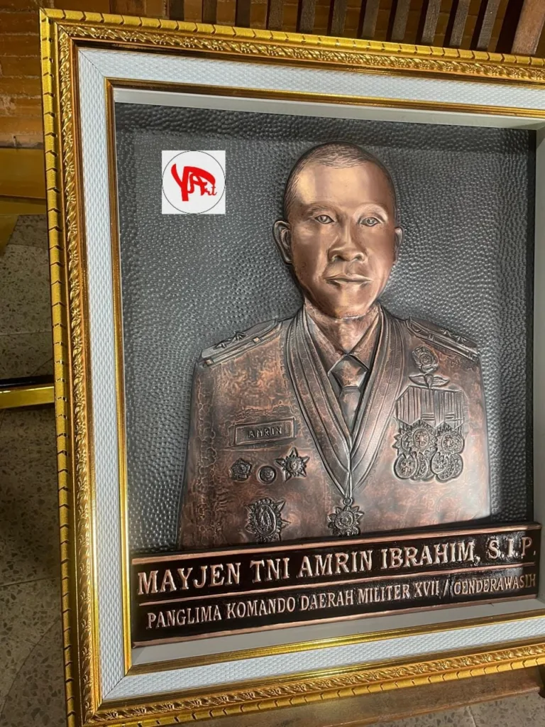 Relief Tembaga Mayjen TNI Relief Tembaga Mayjen TNI