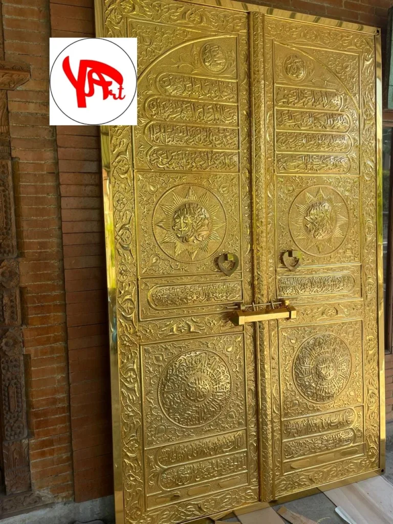 Kaligrafi Pintu Kabah Kuningan Ukir Timbul