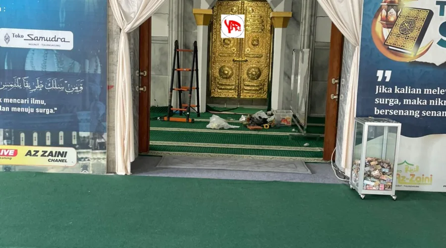 Pintu Kabah Replika Pintu Ka'bah Kuningan untuk Berbagai Tipe Masjid
