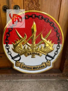 Pengrajin Logo Kuningan YONIF 114 Satria Musara Custom Pengrajin Logo Kuningan YONIF 114 Satria Musara Custom