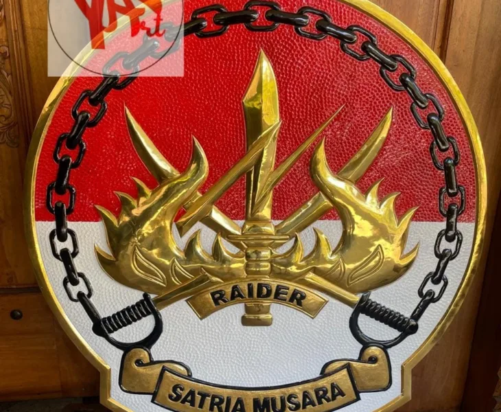 kerajinan tembaga dan kuningan,kerajinan tembaga kuningan,pusat kerajinan tembaga dan kuningan,kerajinan tembaga kuningan boyolali Pengrajin Logo Kuningan YONIF 114 Satria Musara Custom